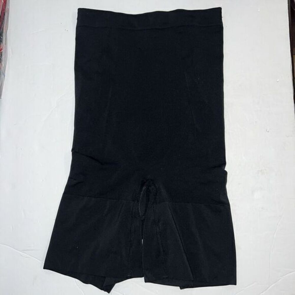 Spanx High Waisted Shaping Black Inforced Shorts Women's Size Small